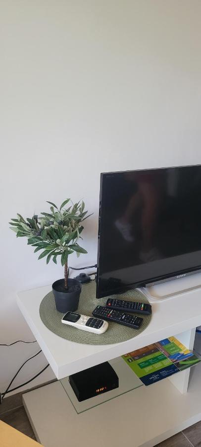 Apartmani Sonia Nijvice Zewnętrze zdjęcie