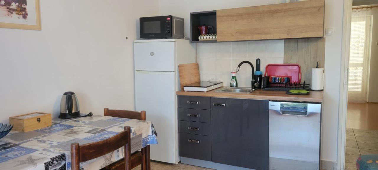Apartmani Sonia Nijvice Zewnętrze zdjęcie